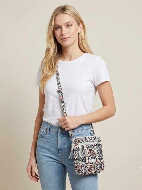 Vera Bradley Handbags - Vera Bradley Quilted Crossbody Bag Medallion Floral Paisley Cotton Hipster Purse